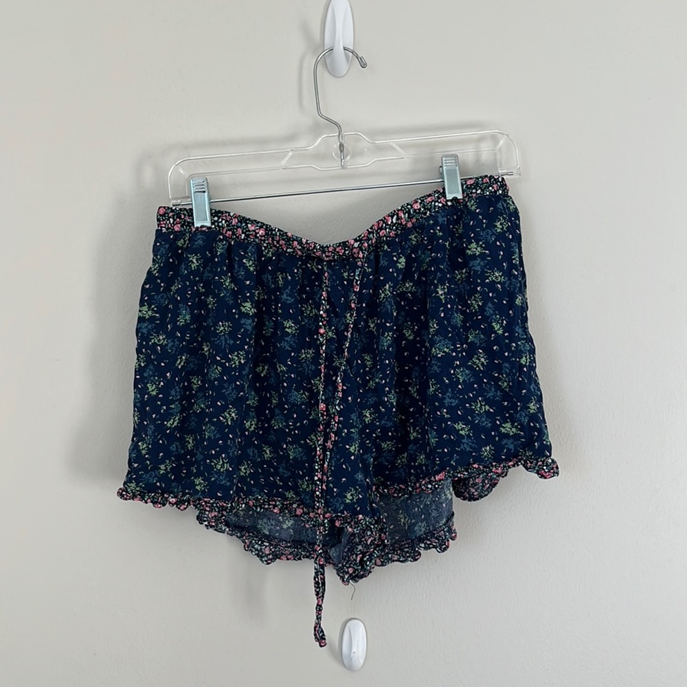 Floral Shorts!